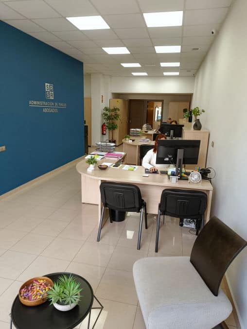 SEO Personal Oficina Trabajando Oficina